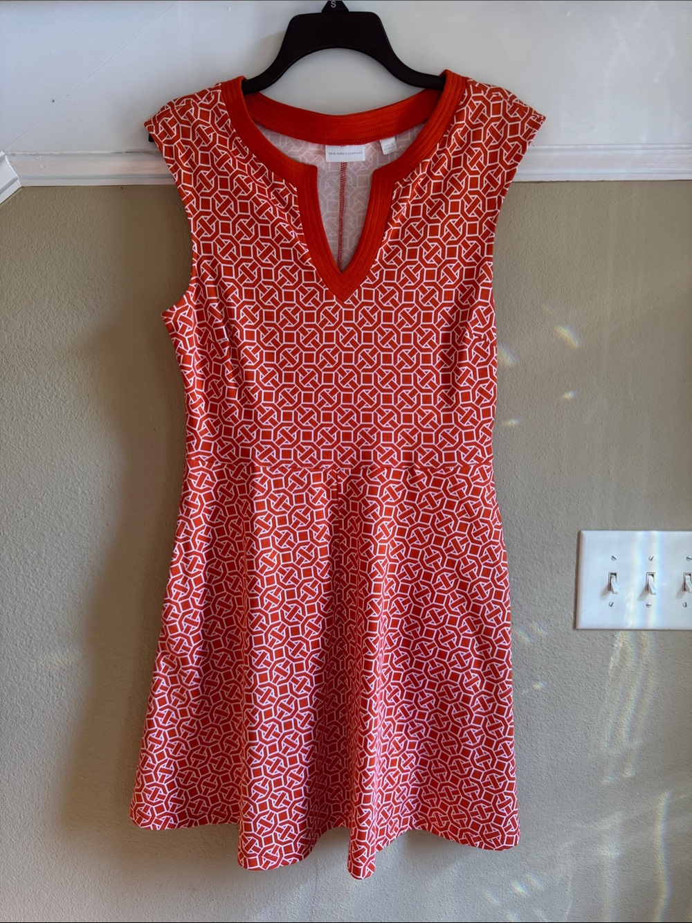 New York & Company Orange and White Geometric Sleeveless Mini Dress